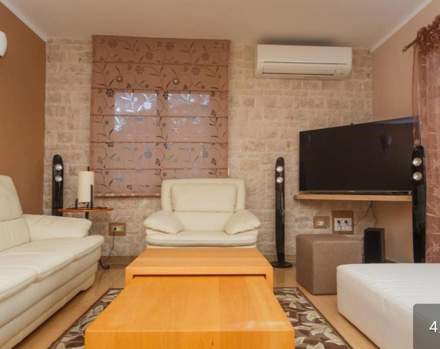 Zane Appartement Split Buitenkant foto